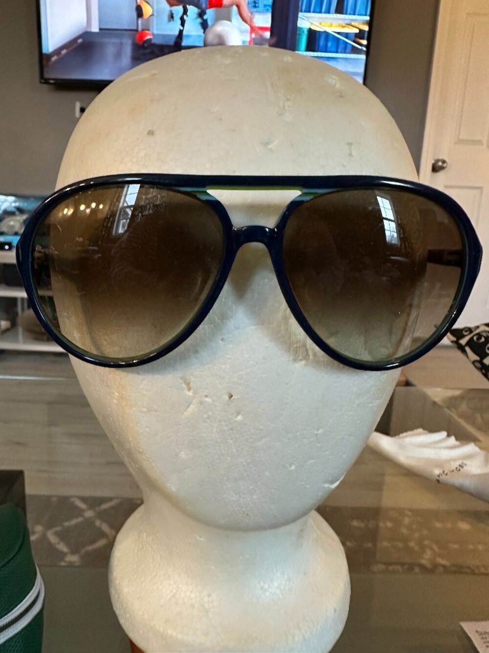 LACOSTE Unisex sunglasses